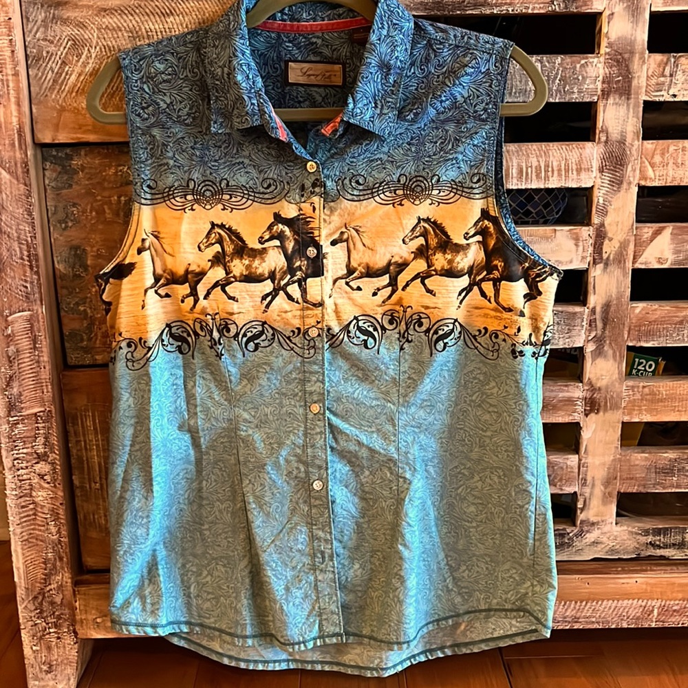 Sleeveless button down
